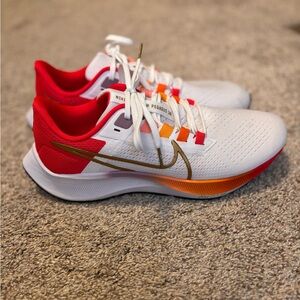 Nike Air Zoom Pegasus 38 NWOT